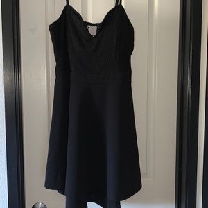 COPY - Black v neck dress